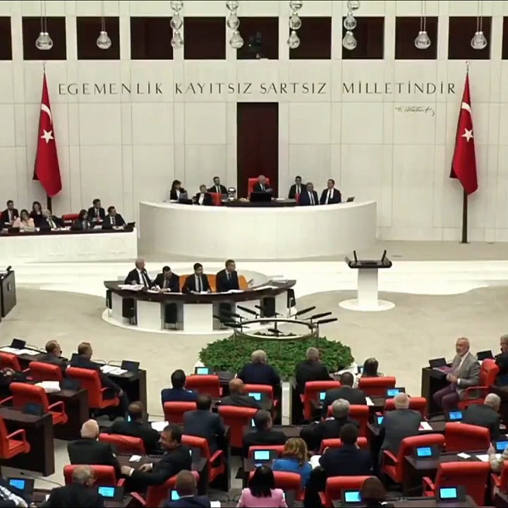 TBMM Başkanvekili MHP'li Celal Adan'dan yoklama sonrası Genel Kurulu'u terk eden AKP'li vekillere