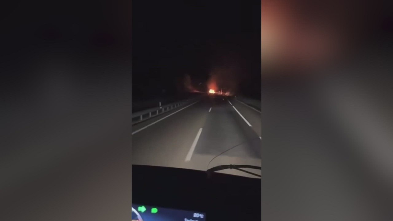 Un camionero grabó el Lamborghini de Diogo Jota ardiendo minutos después del trágico accidente