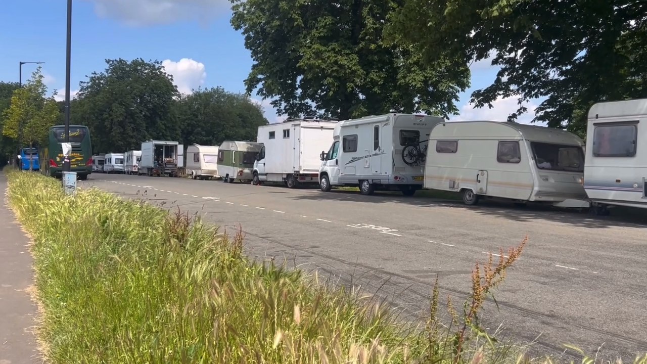 A sharp rise in the number of people living in vans, caravans and motorhomes around Bristol’s Downs has sparked growing alarm among locals!