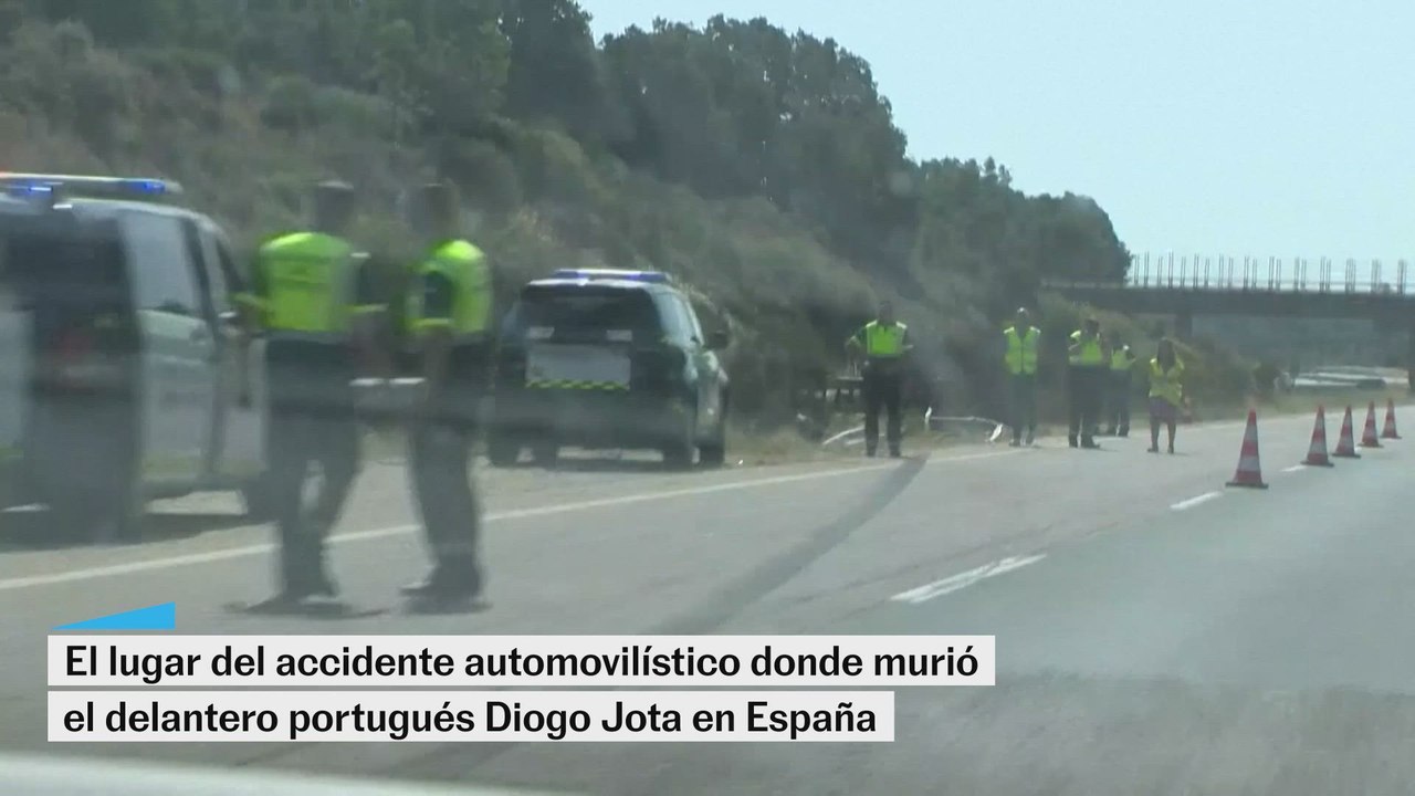 El lugar del accidente donde murió el delantero portugués Diogo Jota en España