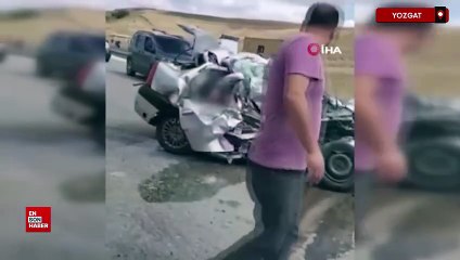 Yozgat'ta kamyonla otomobil kafa kafaya çarpıştı