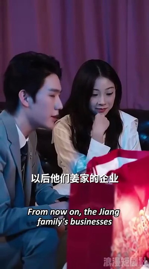⁣The Star He Never Forgot - Dump The Past Marry True Love Full Chinese Drama - English Sub