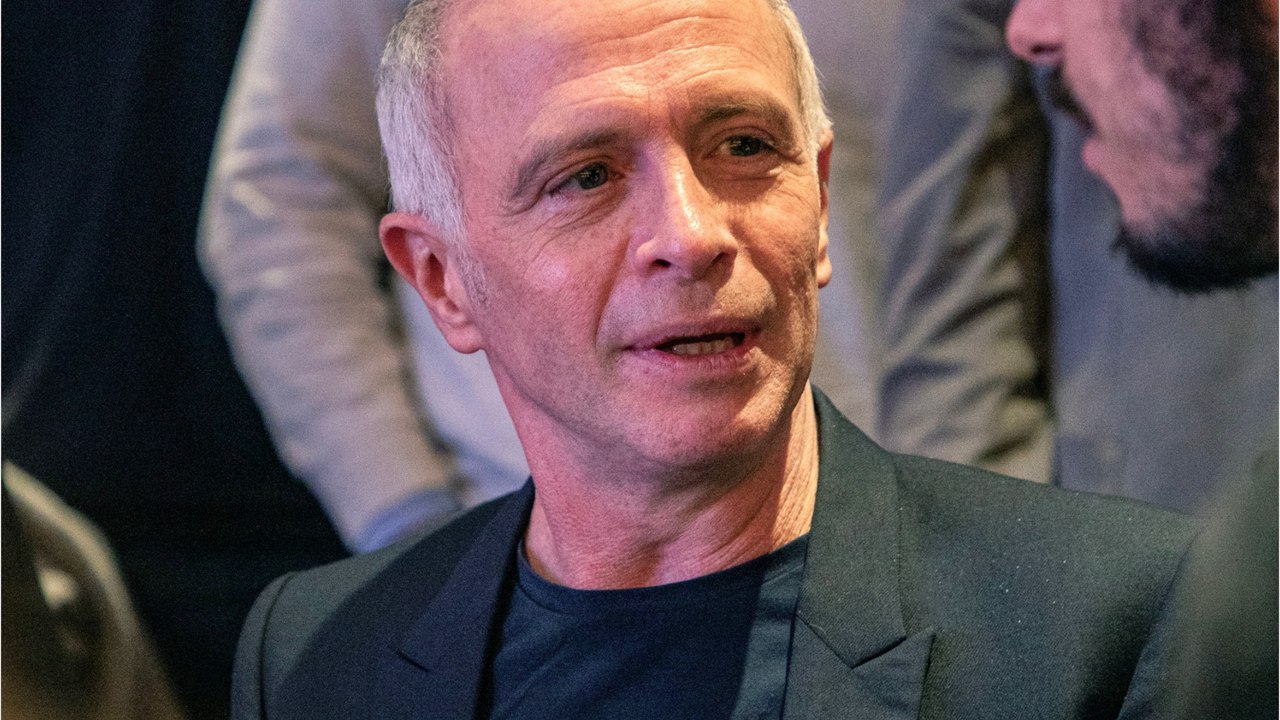 "Je vous en implore !" : Samuel Etienne lance "un dernier appel" à France Télévision avant la dernière diffusion de Questions pour un champion