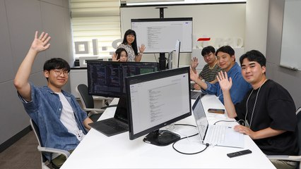 [기업] KT, 자체 개발한 한국형 AI 모델 '믿:음2' 오픈소스 공개 / YTN