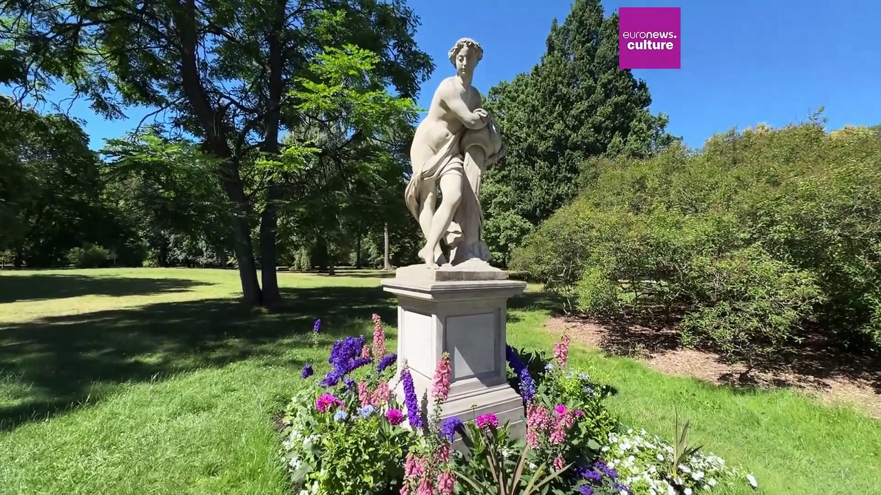 A Királyi Fürdőkertek történetéről nyílt kiállítás Varsóban