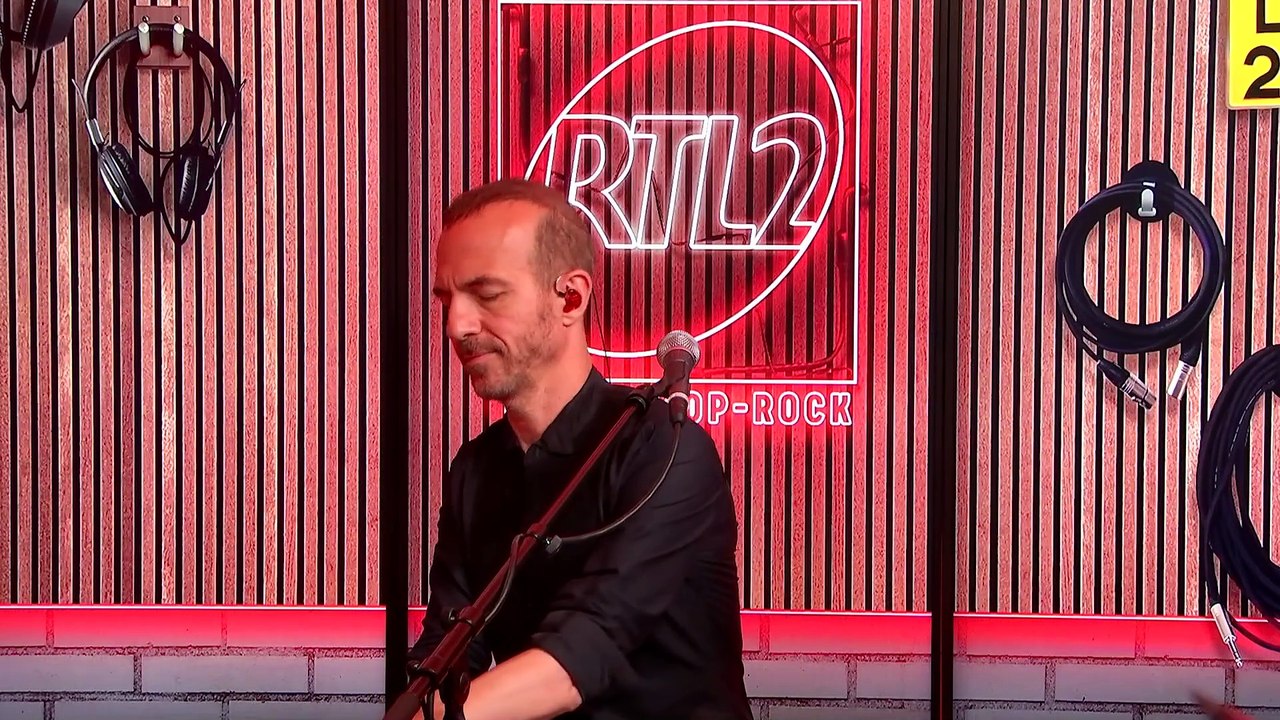 PÉPITE - Calogero en live et en interview dans #LeDriveRTL2 (03/07/25)