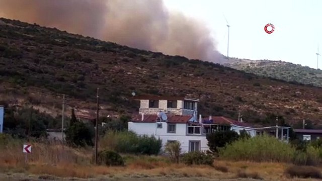 İzmir’de alevlerin yaklaştığı bir mahalle daha tahliye edildi