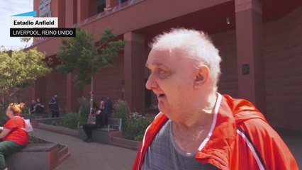 Homenaje a Diogo Jota frente al estadio del Liverpool