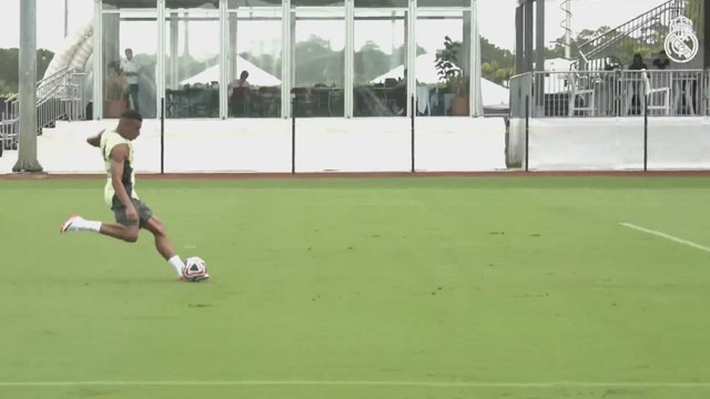 Mbappé’s mind-blowing show steals the spotlight in Real Madrid’s training