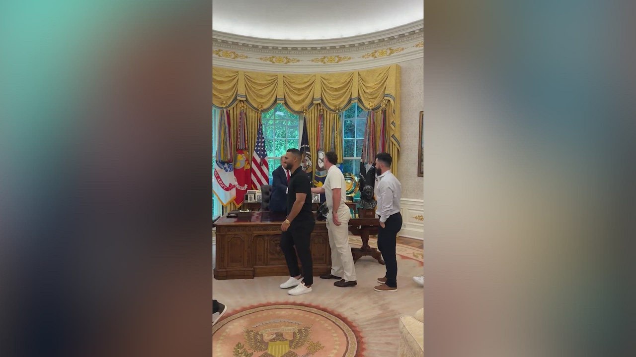 Trump welcomes the Boston Red Sox to the Oval Office