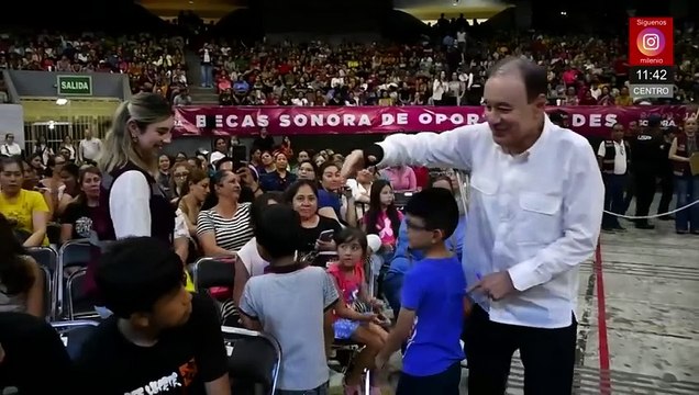 Gobierno de Sonora otorga más de 60 mil becas como impulso educativo