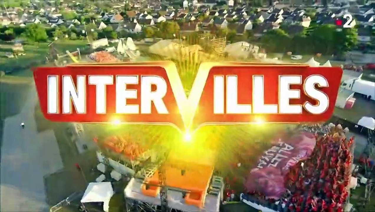 Regardez les 3 premières minutes du retour historique d'Intervilles en direct sur France 2  le 3 juillet 2025 présenté par Nagui et Bruno Guillon