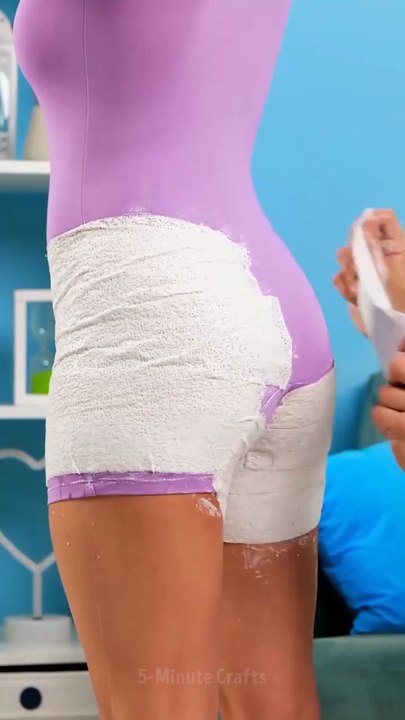 5-Minute Crafts - Her Form_ Her Throne_ Crafting A Chair Like No Other -