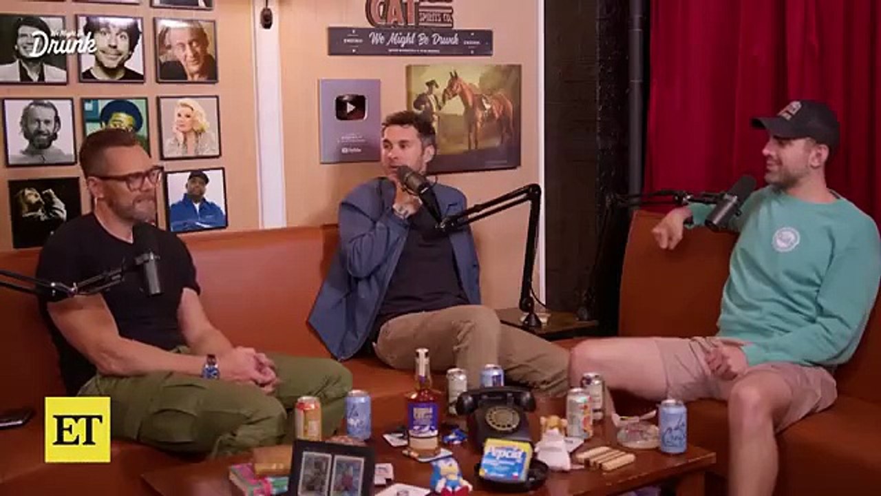 Joel McHale Admits to Getting FOUR Hair Transplants!