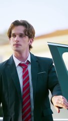 Dia Bisa Meramal Masa Depan, Dan Melihat Dirinya Menjadi Pengantin Vampir Tampan - Full