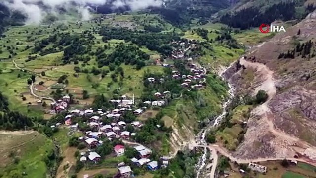 Artvin’in saklı güzelliği Bazgiret Şelalesi görenleri hayran bıraktı