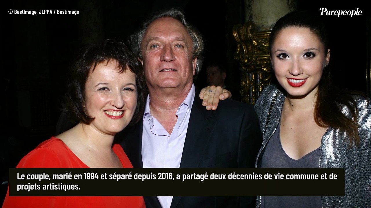 Le père des enfants d'Anne Roumanoff emporté à 70 ans : Leurs filles Alice et Marie prennent la parole avec des images qui veulent tout dire