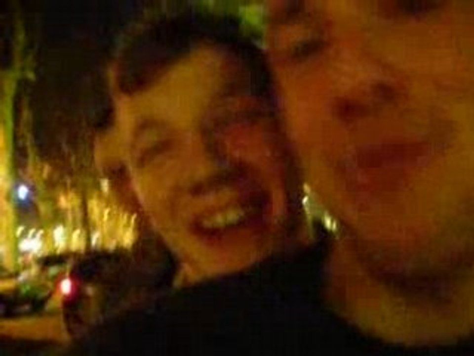 A trois sur un vélo