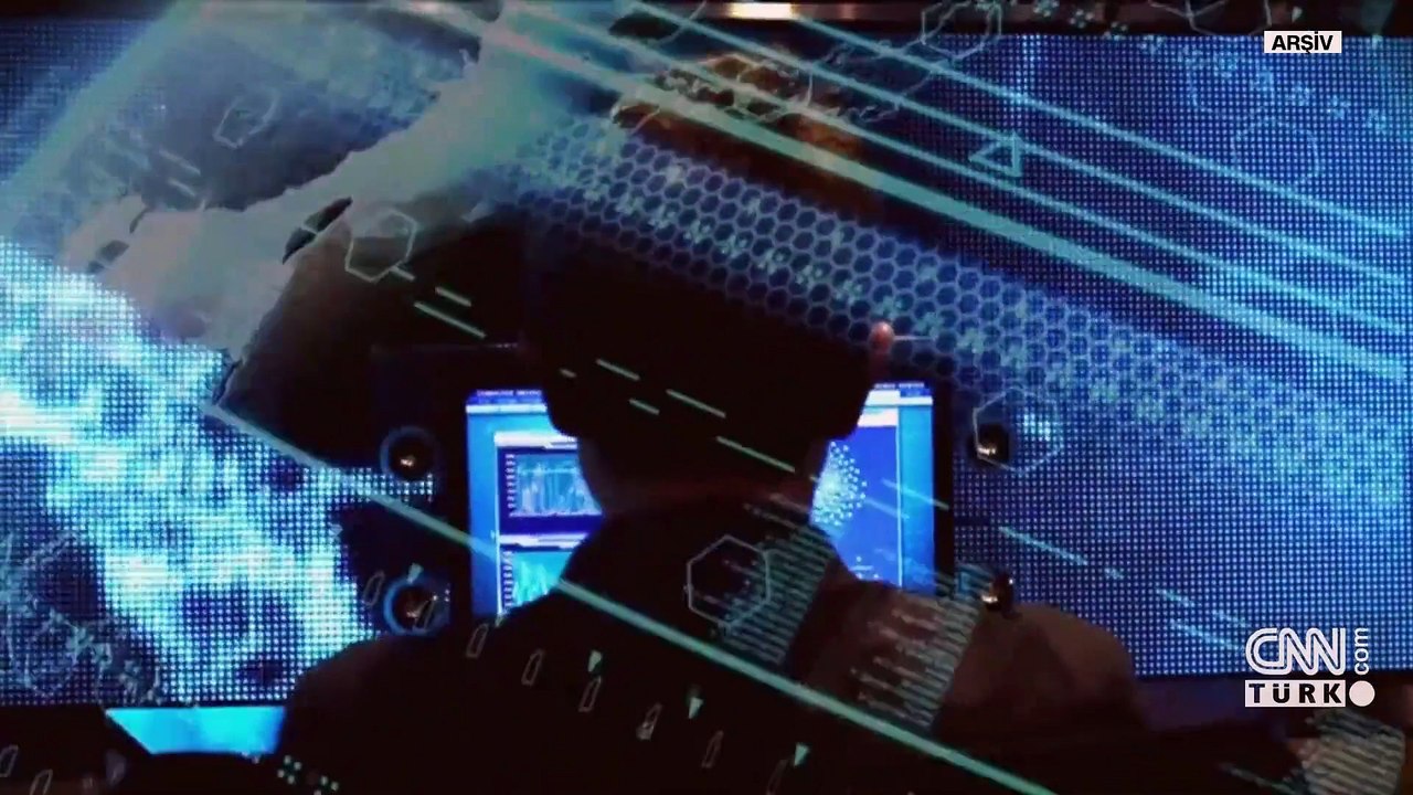 İçişleri Bakanı Ali Yerlikaya: Kırmızı bültenle aranan 15 suçlu Türkiye'ye getirildi