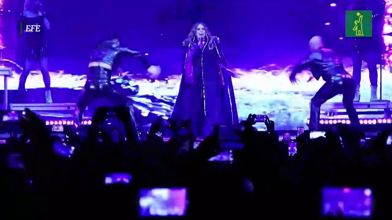 Gloria Trevi une a "miles de almas" en Madrid