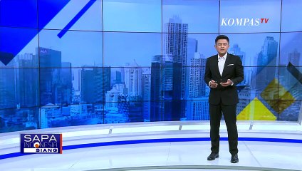 Suhu Panas, Beruang Kutub di Kebun Binatang Praha Mandi Es | SAPA SIANG