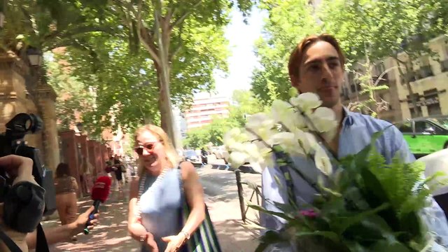 La hermana de Almeida conoce al pequeño Lucas y cuenta cómo han pasado la primera noche