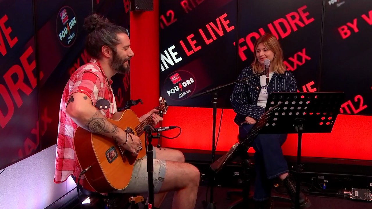 Marine & Waxx interprètent "Cœur maladroit" en live dans Foudre