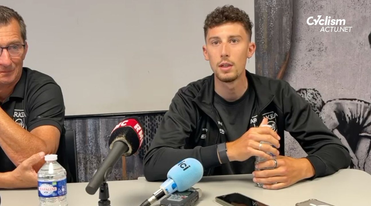 Tour de France 2025 - Kévin Vauquelin : "Non, Tadej Pogacar n'est pas relou..."