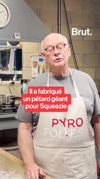 Il réalise des effets spéciaux dans son hangar