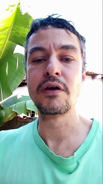 A Pessoa Destrói Tudo por que o Universo Vai ser Destruído.