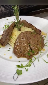 Beef Fillet Gravy Sauce #youtube #instagram #food #facebook #instgram #chef #chef #chefbishoy #cheffood