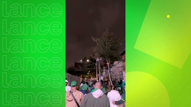 Torcida do Palmeiras vai embora desolada do Allianz Parque após eliminação