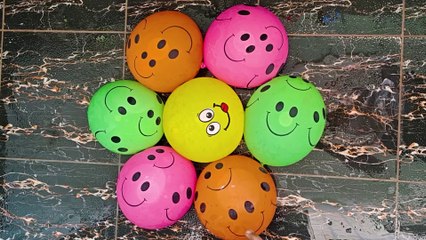 Popping Water Balloons in Slow Motion #Balloonsasmr #satisfying