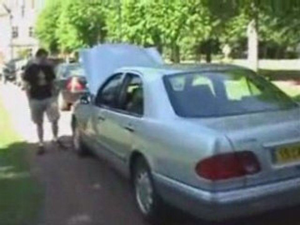 11mai08 chateau rasso MERCEDES et OLDTIMER