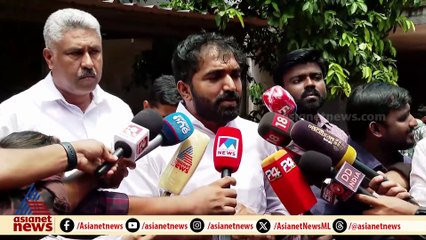 'അടിമുടി തകർന്നിരിക്കുന്ന കെട്ടിടത്തിൽ കുട്ടികൾ എങ്ങനെ താമസിക്കും?' ; ചാണ്ടി ഉമ്മൻ