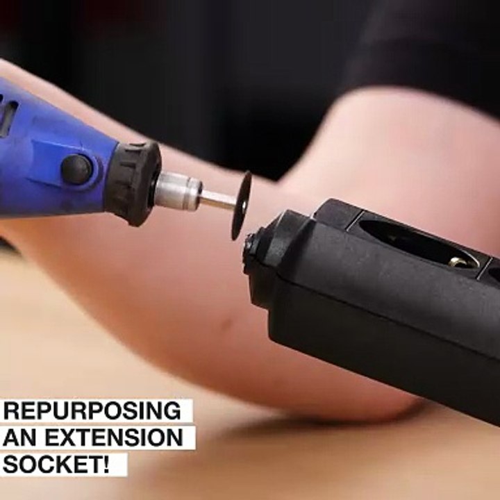 Transform you extension socket into a key holder! 🙌