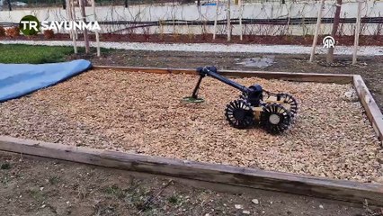 EYP ve mayınları bulan avcı robot göreve hazır: Riskli arazilerde piyadenin önünden gidip yol gösteriyor