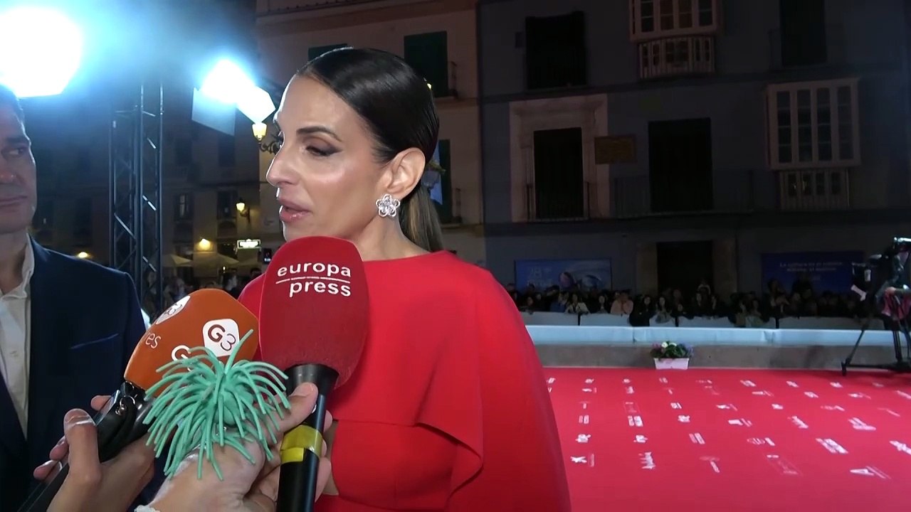 Nuria Fergó reaparece pletórica: "El corazón lo...