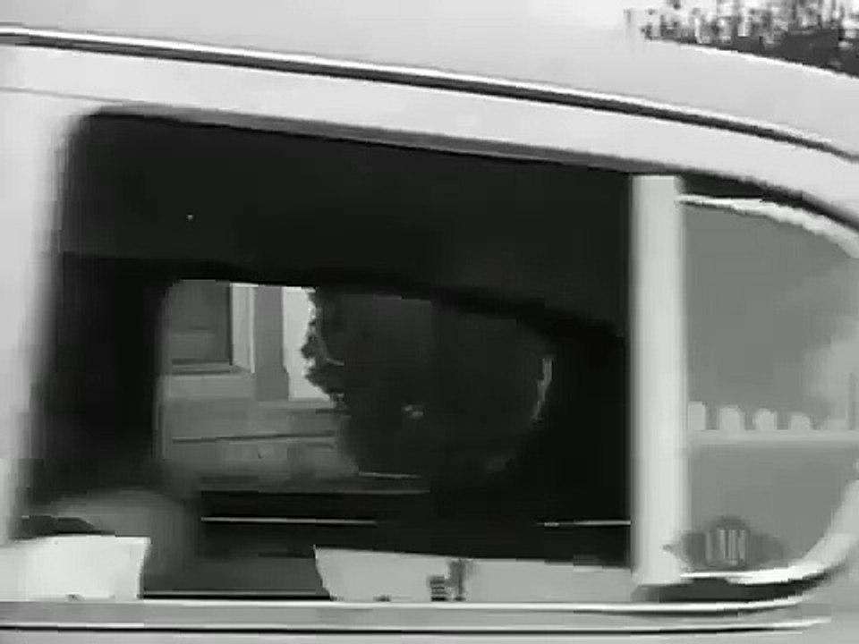 Il conquistatore del mondo   (1956)