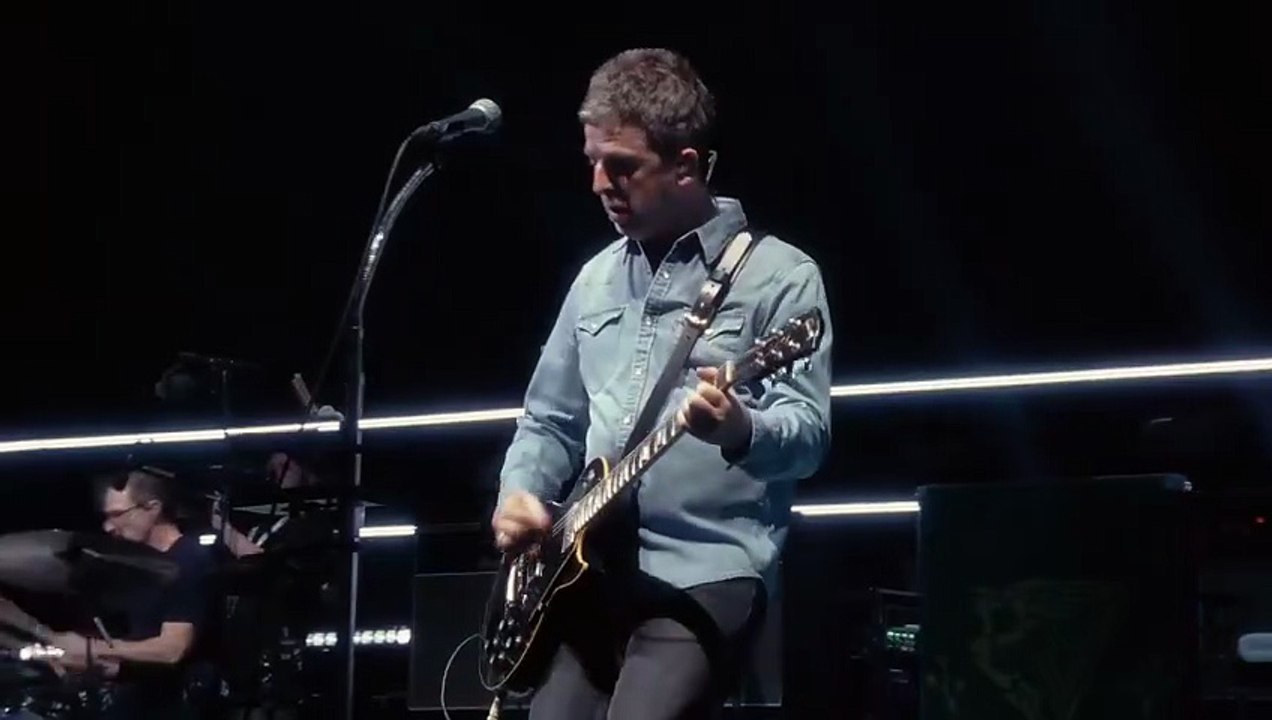 Oasis first gig in 16 years leaves fans in awe - If you have tickets you're in for a treat