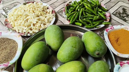 UP Bihar ki famous aam ki chatni, barabar ki chatni, chatni aisi Jo khae Bina Raha n jaaye.