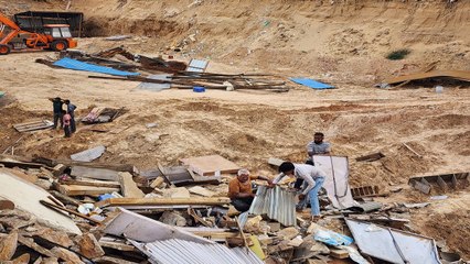 Watch Video:  महाराणा प्रताप मैदान में पार्किंग कार्य के दौरान धराशायी हुए कियोस्क