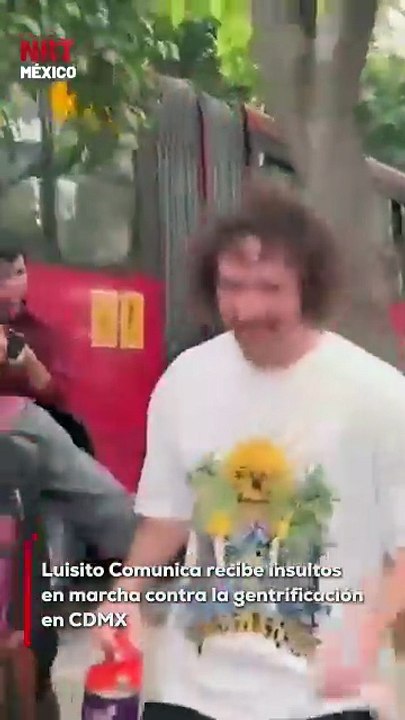 Durante una manifestación contra la gentrificación realizada en calles de la Ciudad de México, el creador de contenido Luisito Comunica fue insult@do por algunos manifestantes que lo señalaron de contribuir a la problemática.