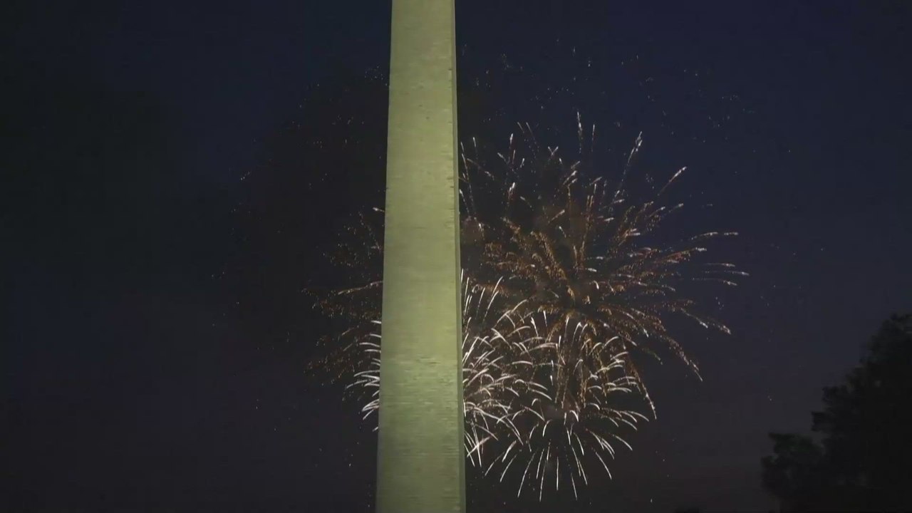 National Mall erupts in color during breathtaking Independence Day show