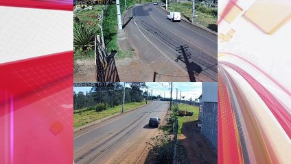 Vídeo mostra idosa batendo carro em poste e capotando em Apucarana