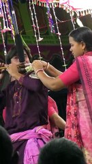 মুখ লাল হতে আমি আগে কখনো দেখিনি