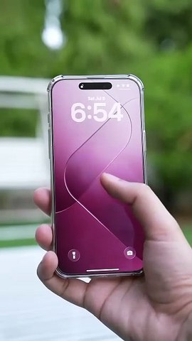 iOS 26 Liquid Glass Dynamic Clock