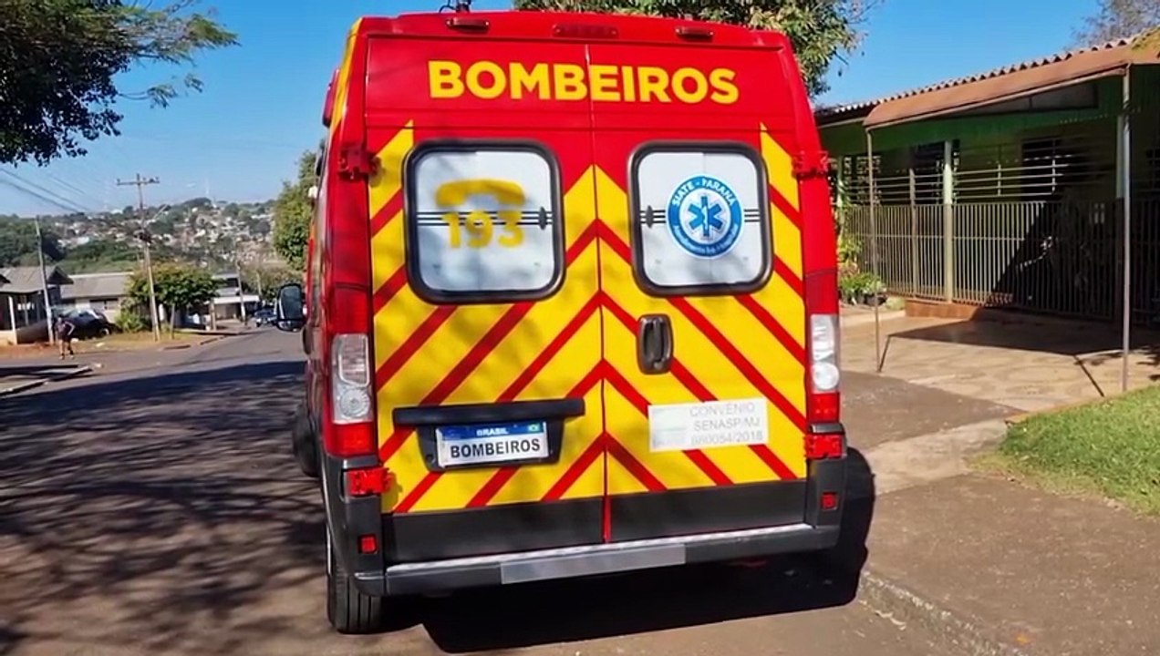 Idosa sofre queda em calçada e é socorrida pelo Siate em Cascavel