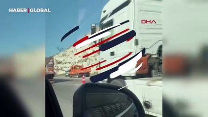 Adana'da tıra çarpan araçtaki 5 kişi hayatını kaybetti