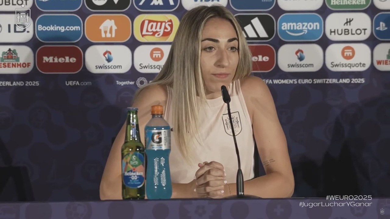 RUEDA de PRENSA de OLGA CARMONA previa al ESPAÑA - BELGICA de la EUROCOPA FEMENINA